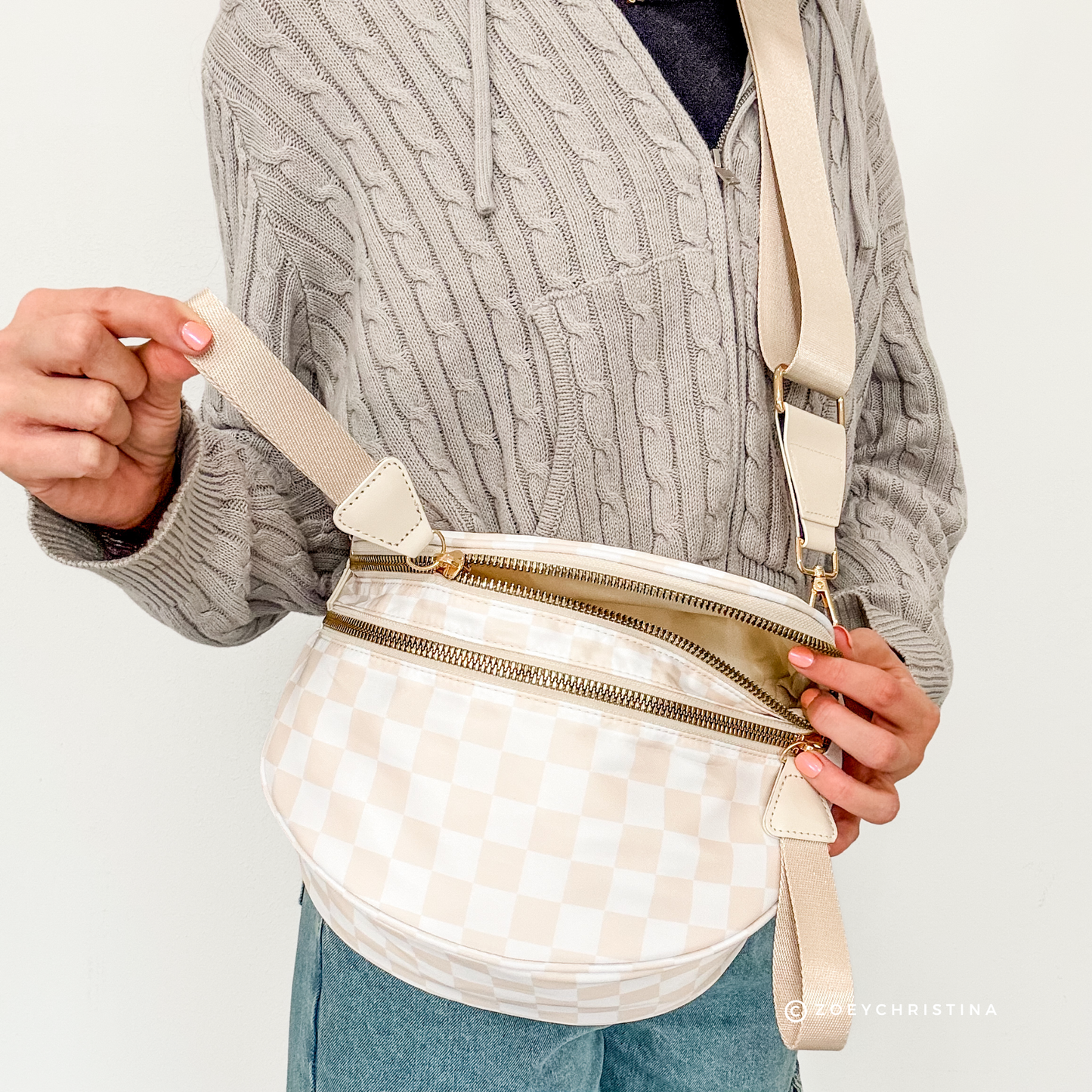 VIRAL CROSSBODY BAG
