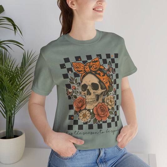 💀 Embrace the Spooky Season in Style: The Skull & Roses Tee Is Here! 🌹