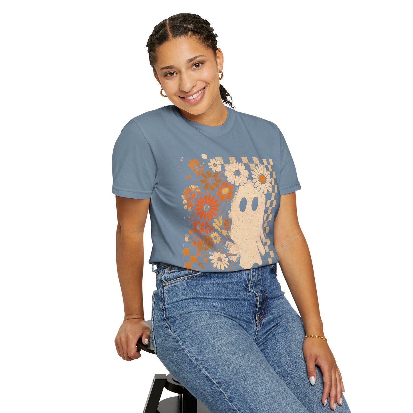 Whimsical Floral Ghost T-shirt, Casual Tee for Art Lovers, Perfect Gift for Halloween, Fall Fashion