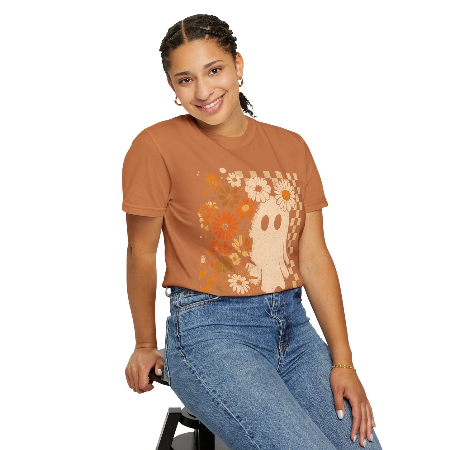 Whimsical Floral Ghost T-shirt, Casual Tee for Art Lovers, Perfect Gift for Halloween, Fall Fashion