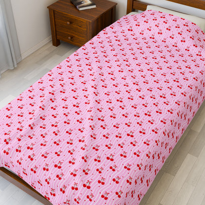 Pink Cherry Pattern Velveteen Plush Blanket — Soft Cozy Throw for Kids & Gifts