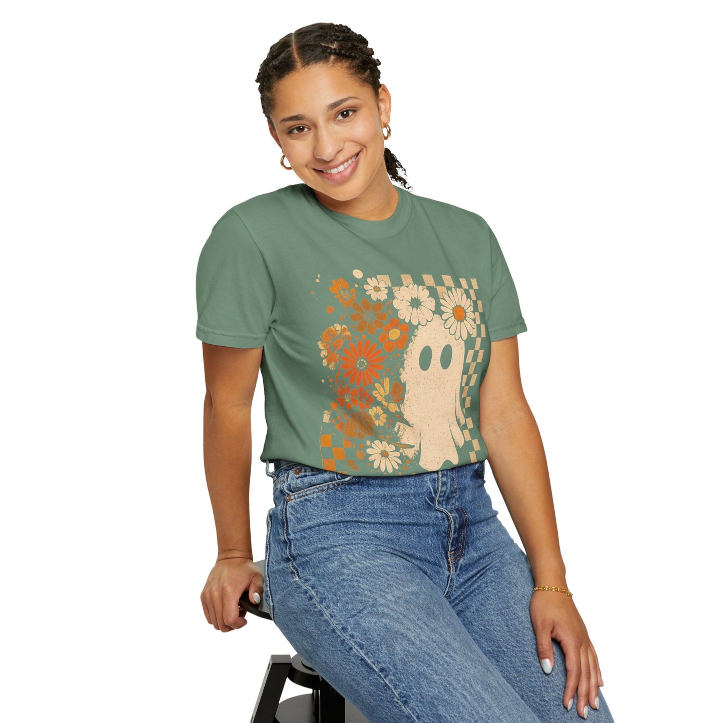 Whimsical Floral Ghost T-shirt, Casual Tee for Art Lovers, Perfect Gift for Halloween, Fall Fashion
