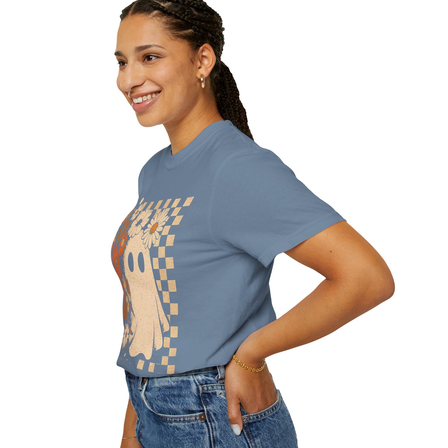 Whimsical Floral Ghost T-shirt, Casual Tee for Art Lovers, Perfect Gift for Halloween, Fall Fashion